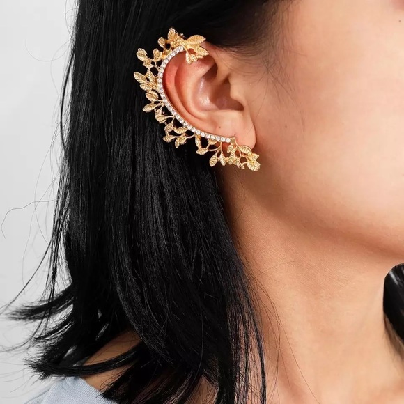 Whimsical Crystal Fairy Leaves Earring Cuff - Picture 4 of 16